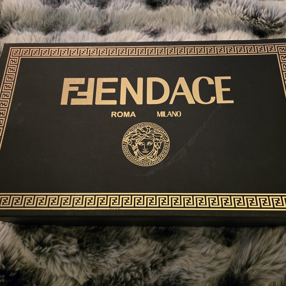 Fendace Black Pool Slides